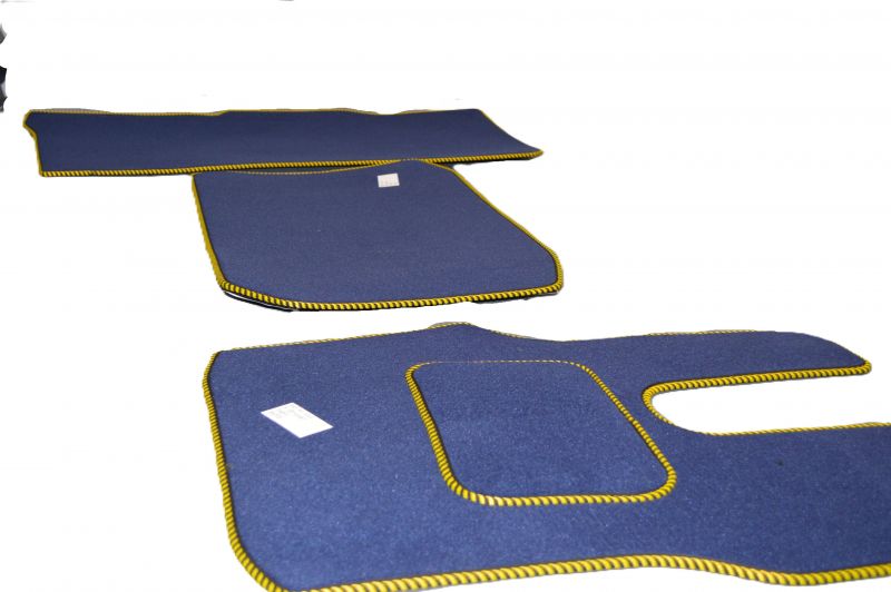 Truck mats - DAF XD - Dark Blue carpet - Pass cinema seat 