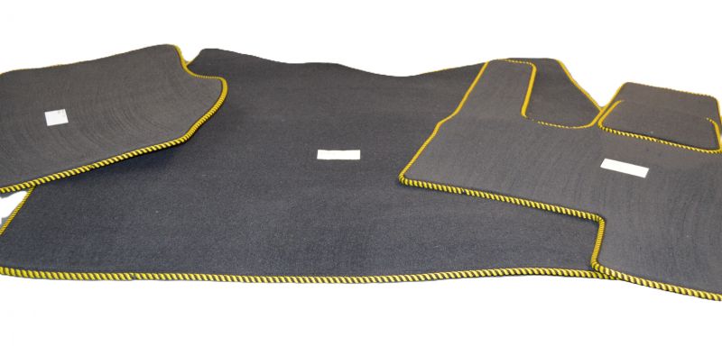 Truck mats - Scania Next Gen S -Flat floor - black carpet - red edge 