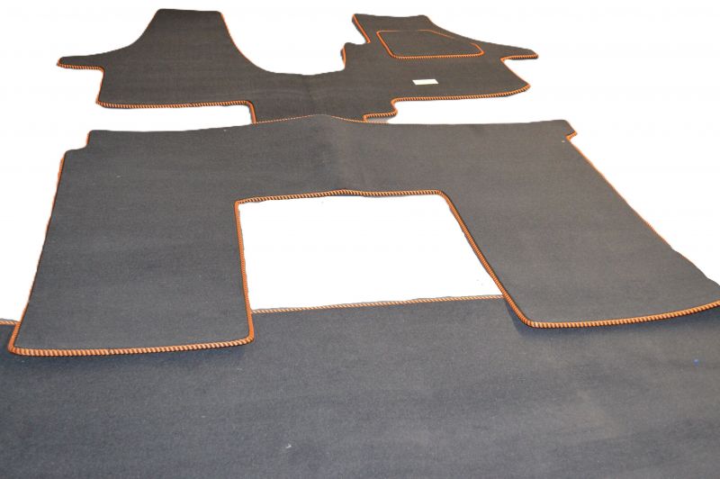 T5/T6 Single pass seat+ rear Kombi mid mat_bench seat_twin slider_Black carpet- orange